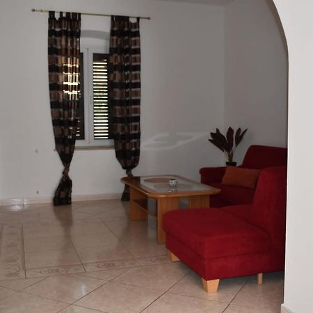 Pet Friendly Apartment Murvi 50 Novigrad  Exterior photo