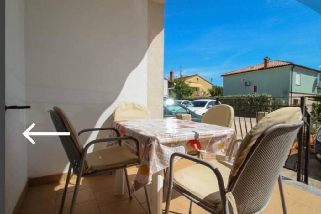Pet Friendly Apartment Murvi 50 Novigrad  Exterior photo